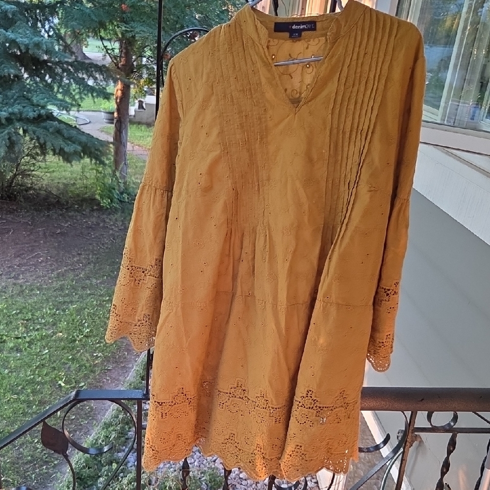 Mustard Color Cotton Embroidered Mini Dress / Tunic Sz 20